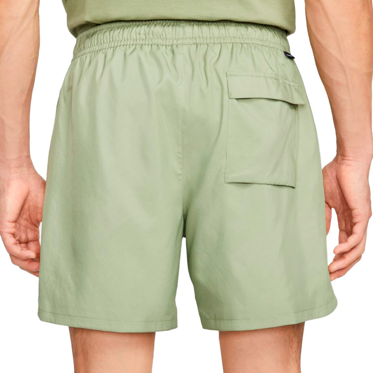 pantalon-corto-nike-club-woven-oil-green-white-1