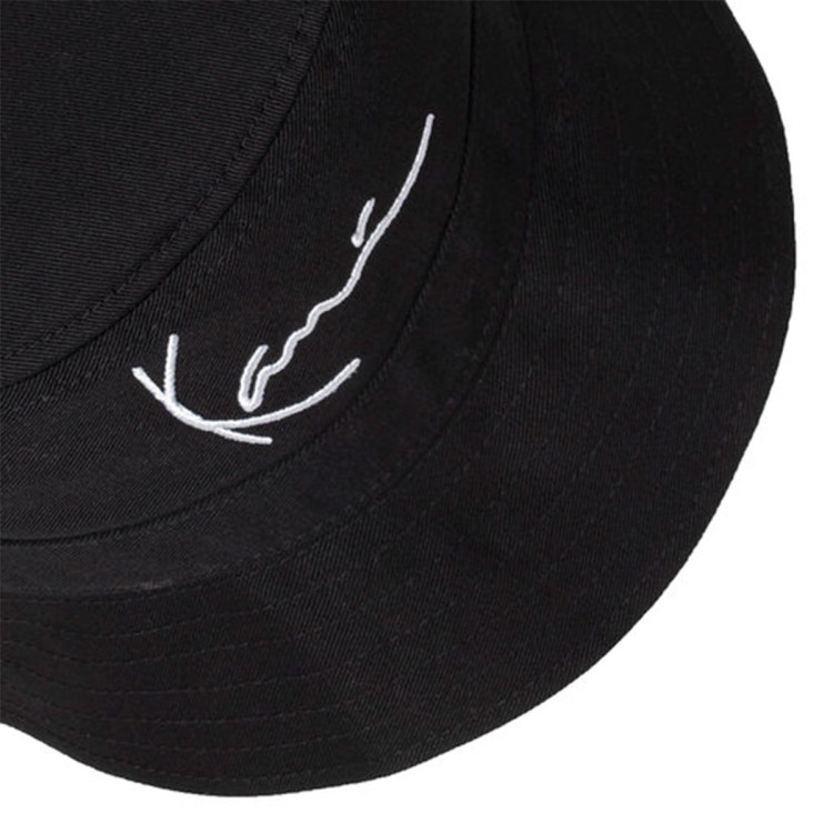 gorra-karl-kani-signature-bucket-black-3