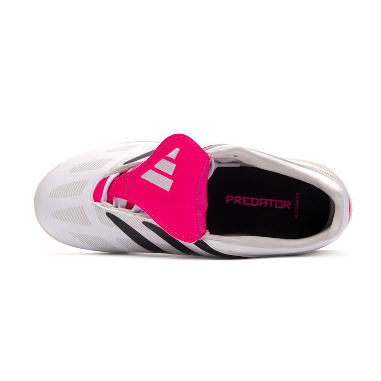 bota-adidas-predator-precision-.3-turf-nino-white-core-black-shock-pink-4