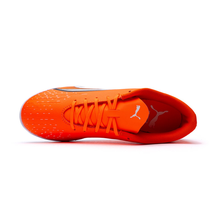bota-puma-ultra-play-turf-ultra-orange-white-blue-glimmer-4.jpg