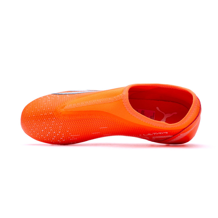 bota-puma-ultra-match-ll-mg-nino-ultra-orange-white-blue-glimmer-4.jpg