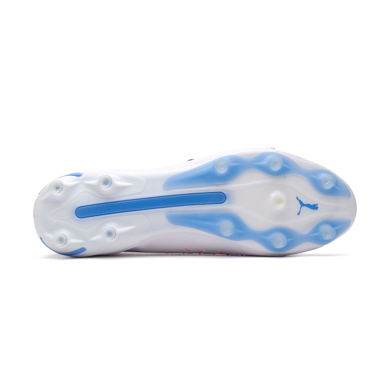bota-puma-king-ultimate-fgag-white-black-blue-glimmer-ultra-orange-3.jpg
