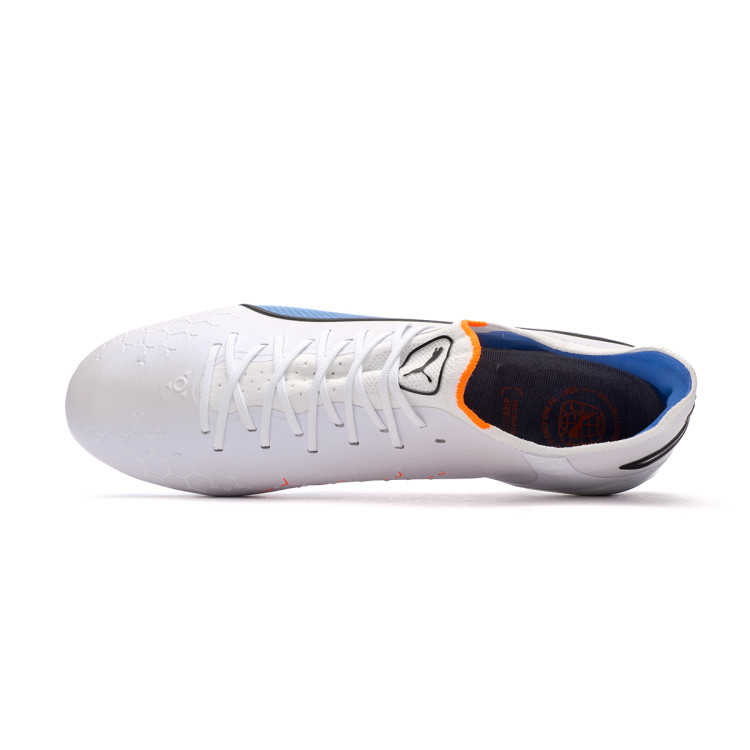 bota-puma-king-ultimate-fgag-white-black-blue-glimmer-ultra-orange-4