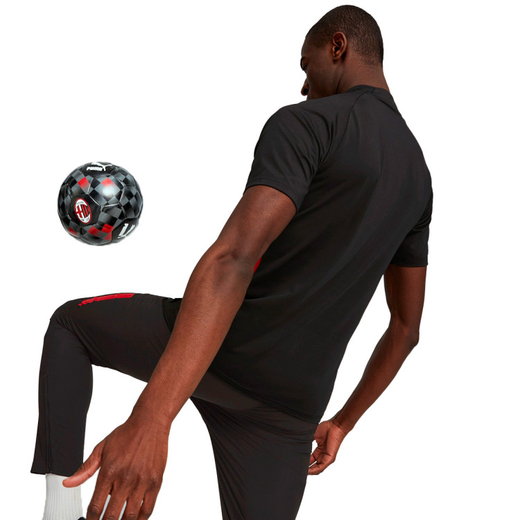 camiseta-puma-ac-milan-pre-match-2022-2023-black-tango-red-5.jpg