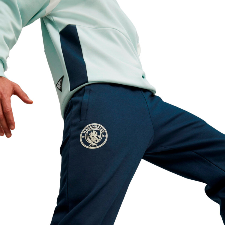 pantalon-largo-puma-manchester-city-fc-fanswear-2022-2023-marine-blue-nitro-blue-4.jpg
