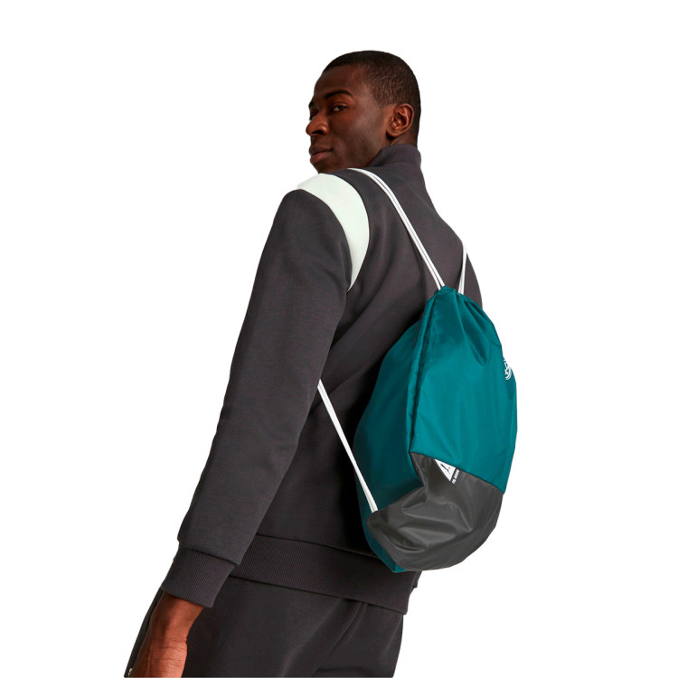 bolsa-puma-ac-milan-2022-2023-varsity-green-flat-dark-gray-2.jpg