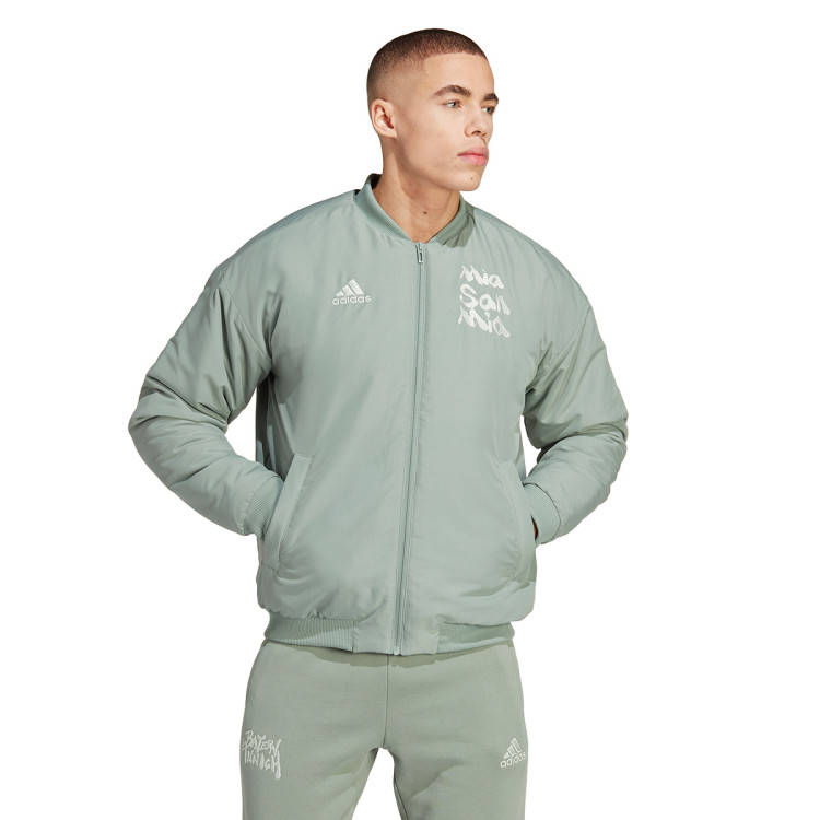 chaqueta-adidas-fc-bayern-de-munich-fanswear-2022-2023-silver-green-1.jpg