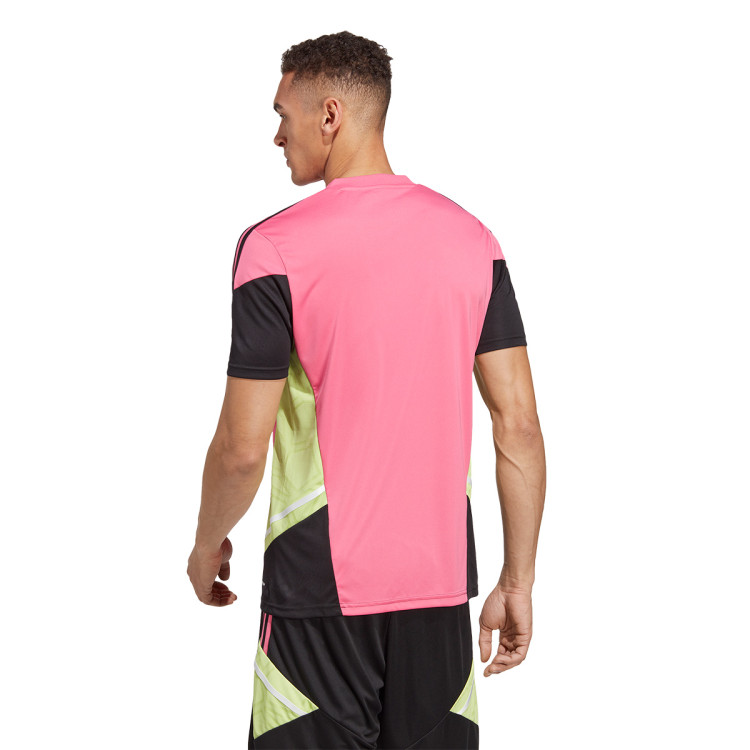 camiseta-adidas-juventus-fc-training-2022-2023-pulse-magenta-3.jpg