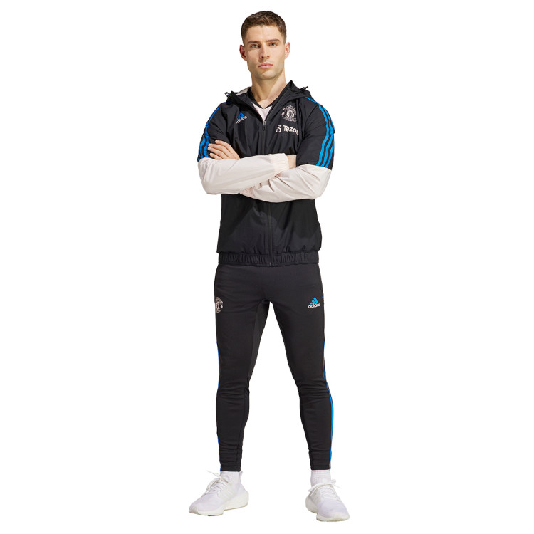 chaqueta-adidas-manchester-united-fc-fanswear-2022-2023-black-icey-pink-4.jpg