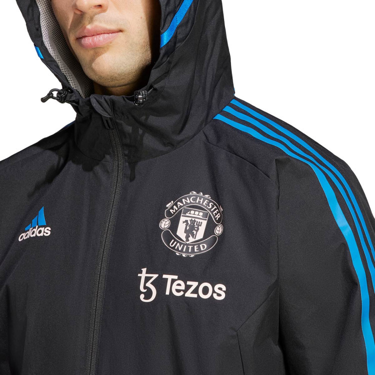 chaqueta-adidas-manchester-united-fc-fanswear-2022-2023-black-icey-pink-5.jpg