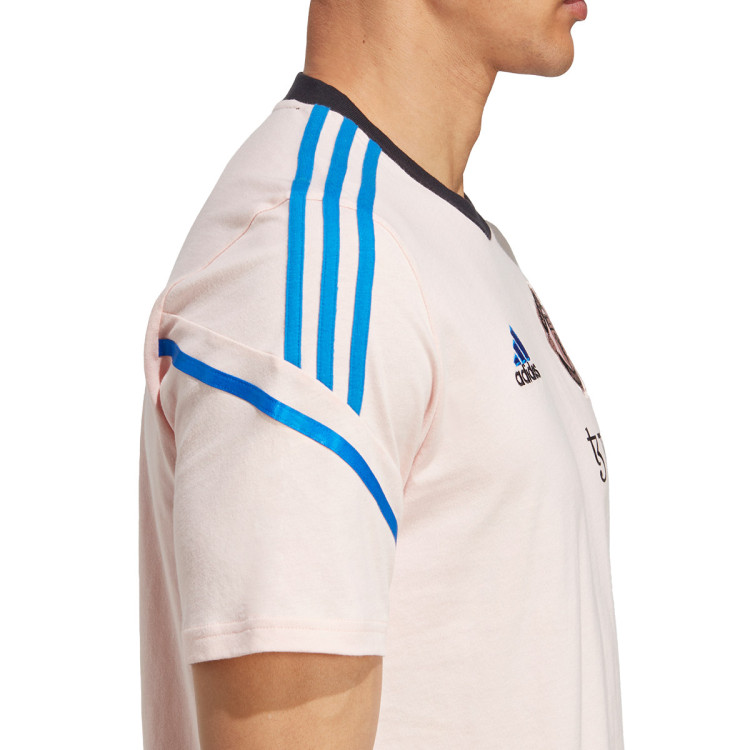 camiseta-adidas-manchester-united-fc-training-2022-2023-icey-pink-5.jpg