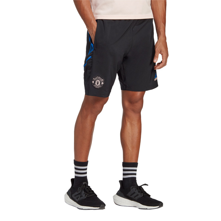 pantalon-corto-adidas-manchester-united-fc-fanswear-2022-2023-black-glory-blue-1.jpg