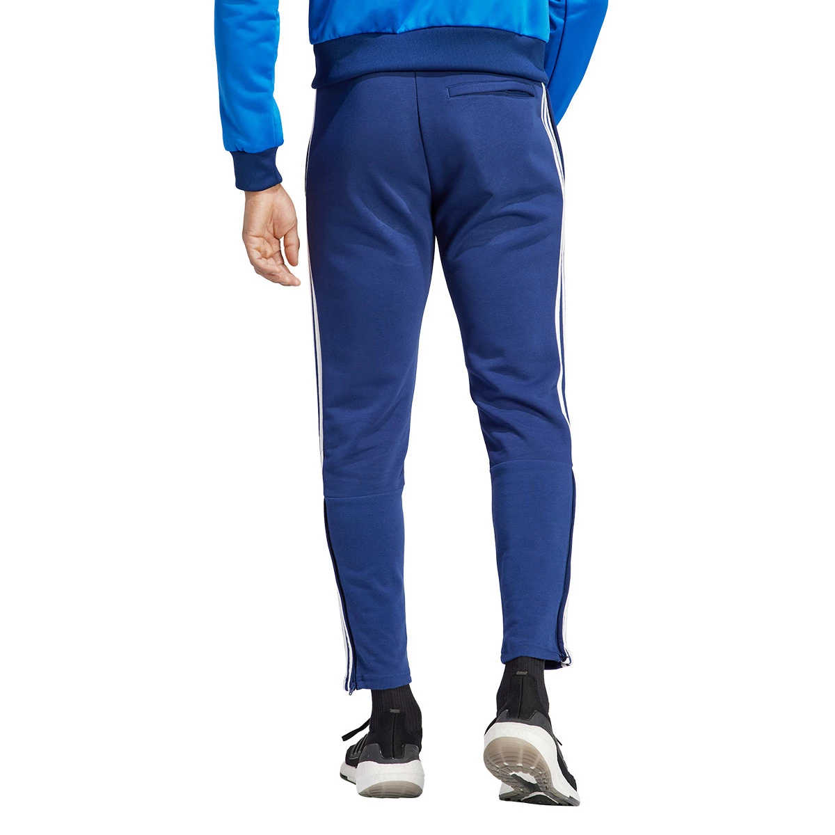 Ropa adidas online barata china italiana