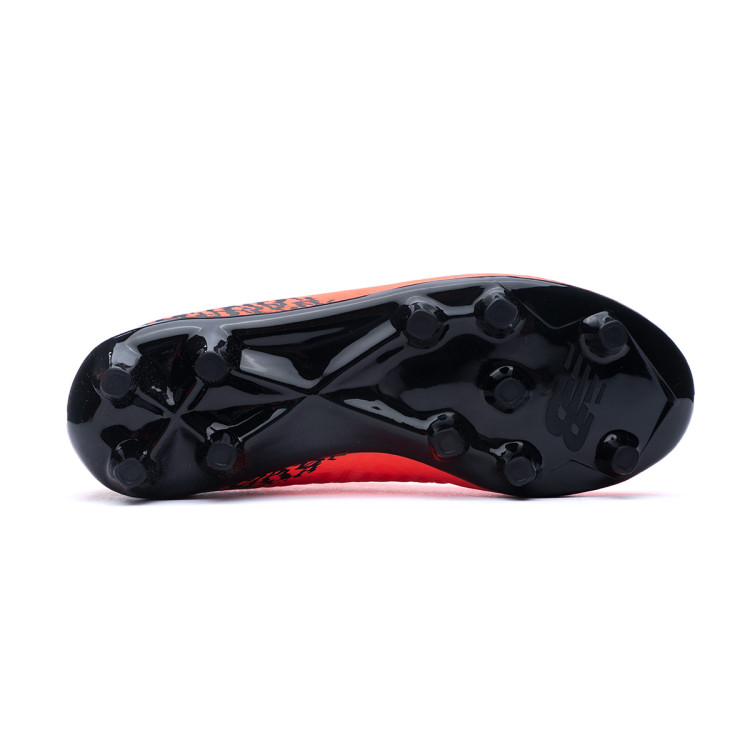 bota-new-balance-tekela-v4-magique-fg-nino-coral-3.jpg