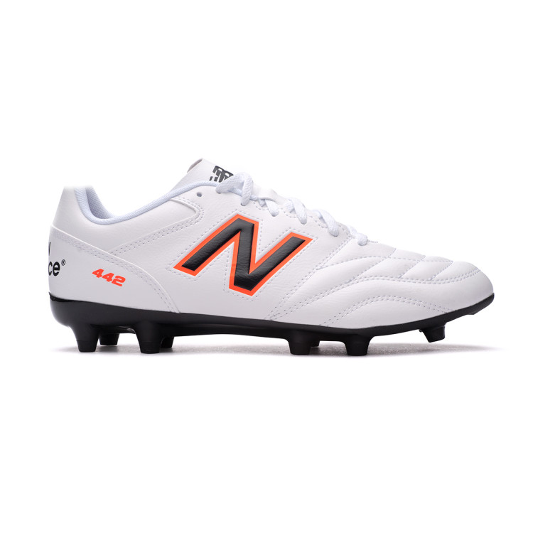 bota-new-balance-442-v2-academy-fg-blanco-1.jpg