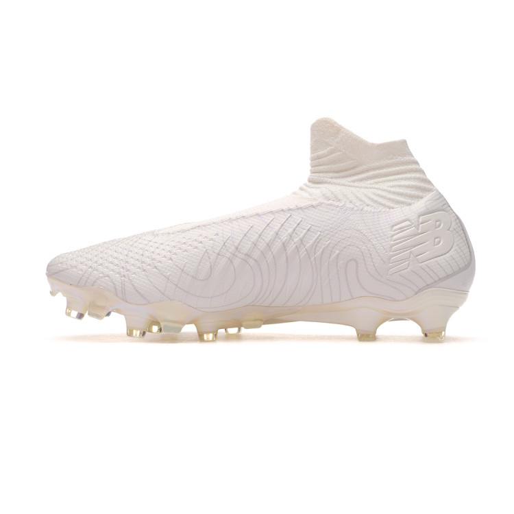 bota-new-balance-tekela-v4-pro-fg-white-2.jpg