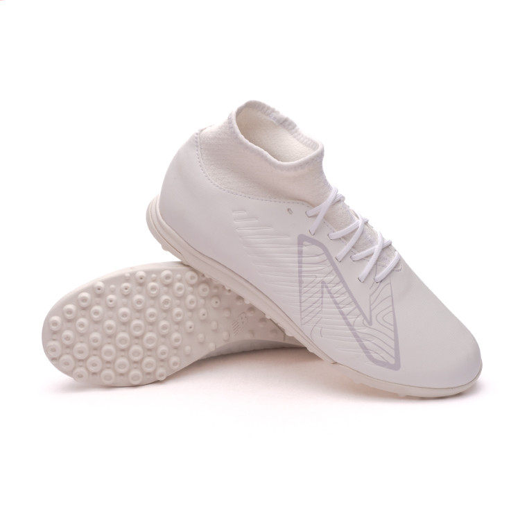 bota-new-balance-tekela-v4-magique-turf-white-0.jpg