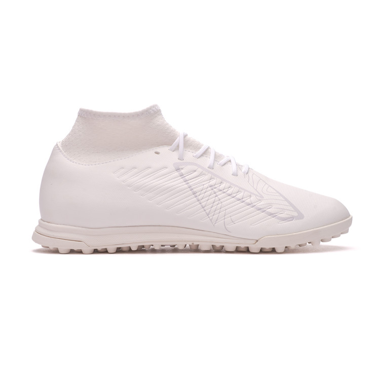 bota-new-balance-tekela-v4-magique-turf-white-1.jpg