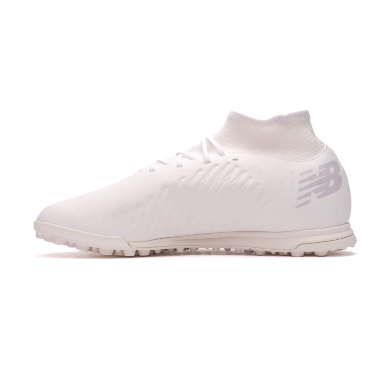 bota-new-balance-tekela-v4-magique-turf-white-2.jpg