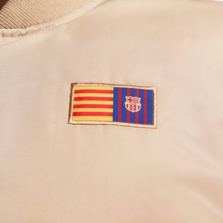 chaqueta-nike-fc-barcelona-fanswear-2022-2023-desert-khaki-4.jpg