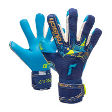 Reusch Attrakt Aqua Gloves