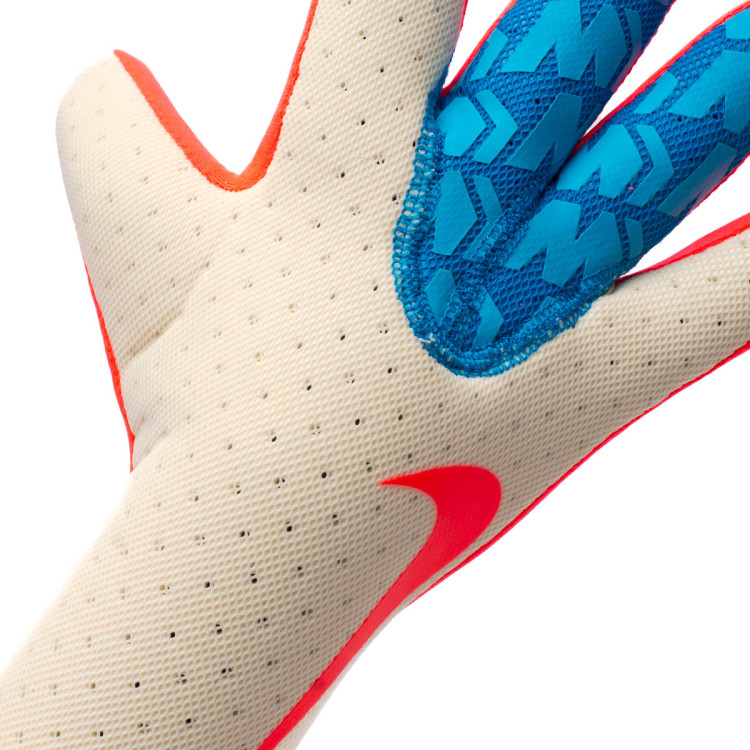 guante-nike-mercurial-touch-elite-white-hot-punch-4.jpg