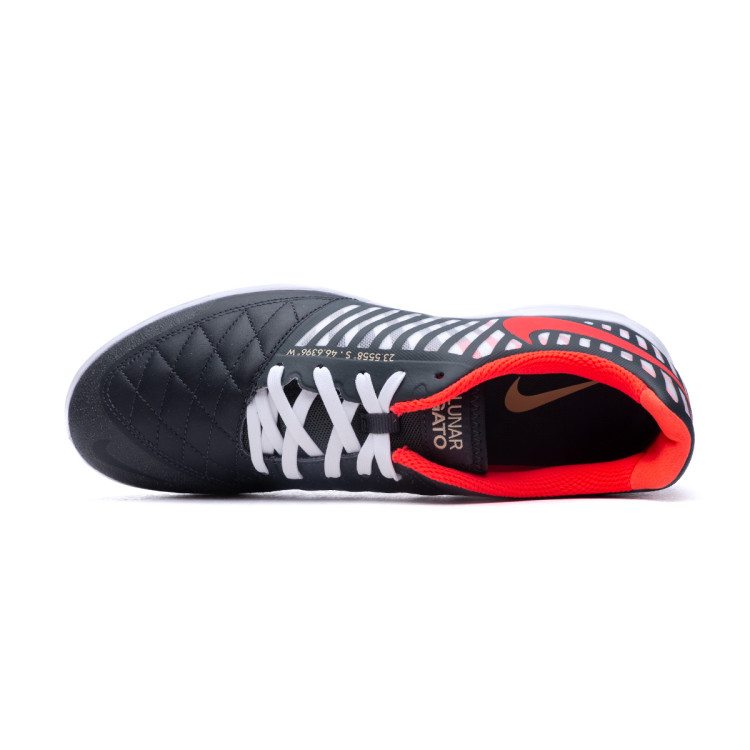 zapatilla-nike-lunargato-ii-anthracite-infrared3-white-gold-4.jpg