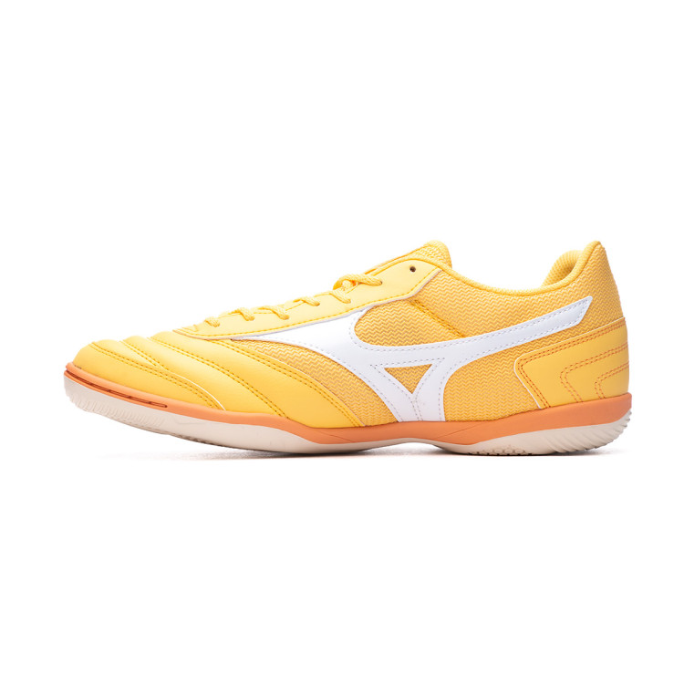 zapatilla-mizuno-morelial-sala-club-in-amarillo-2