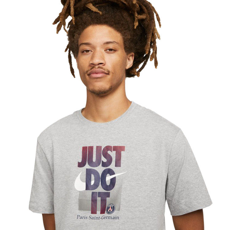 camiseta-nike-paris-saint-germain-fc-fanswear-2022-2023-dk-grey-heather-2.jpg