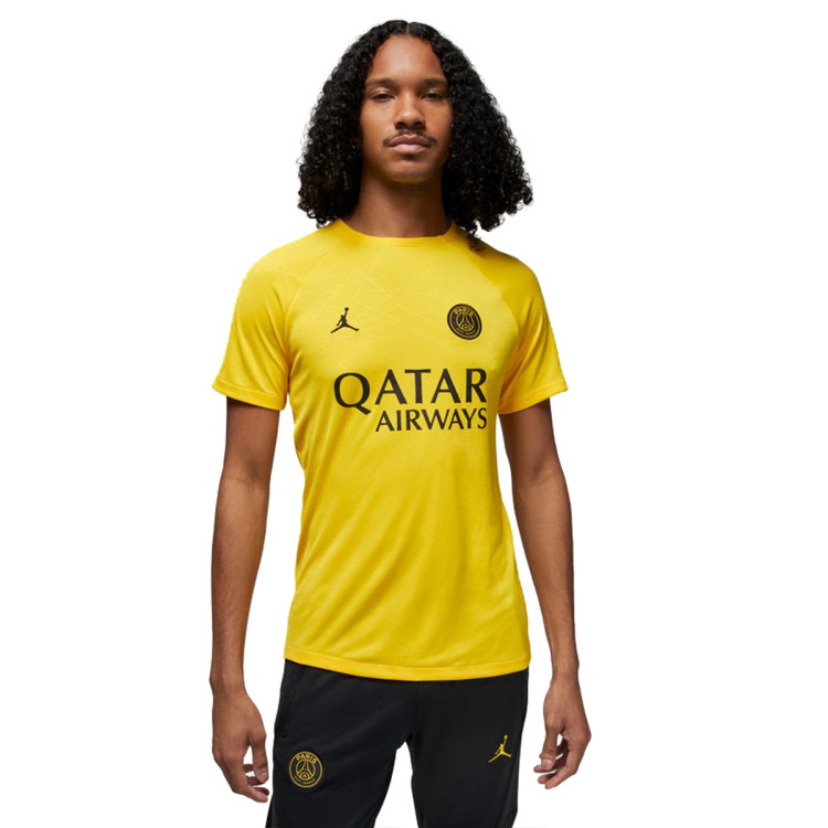 camiseta-nike-paris-saint-germain-fc-pre-match-2022-2023-tour-yellow-black-0