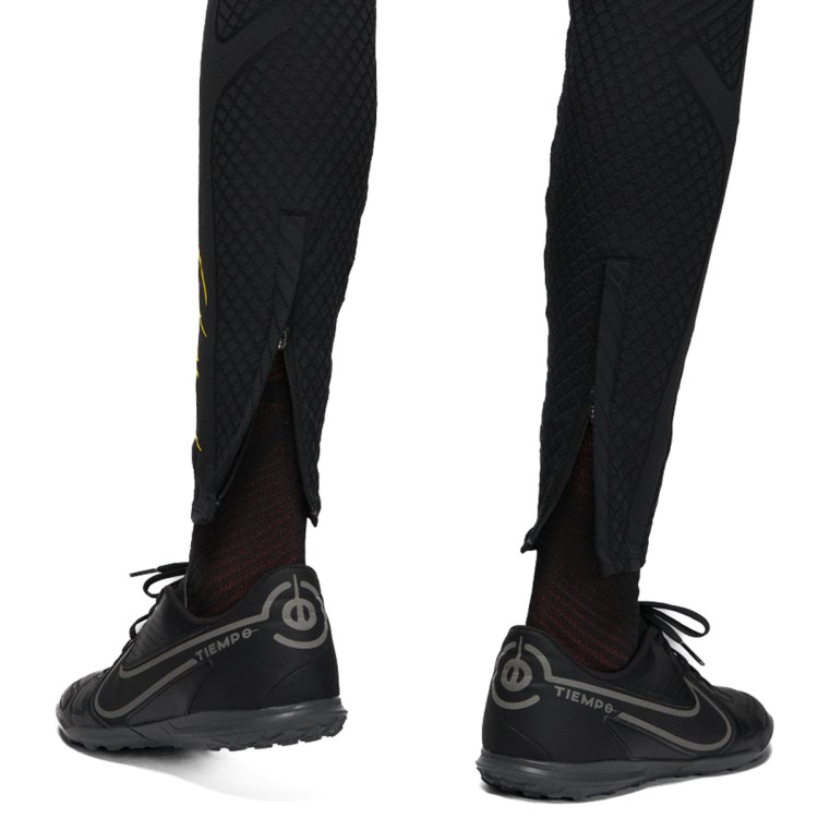pantalon-largo-nike-paris-saint-germain-fc-training-2022-2023-black-tour-yellow-6.jpg