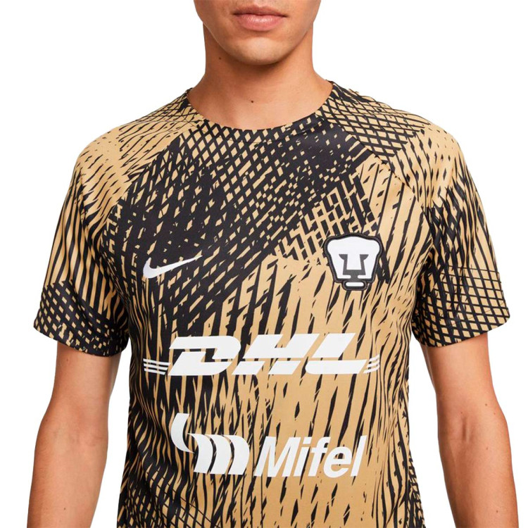 camiseta-nike-pumas-pre-match-2022-2023-black-truly-gold-white-full-spon-plyr-2.jpg
