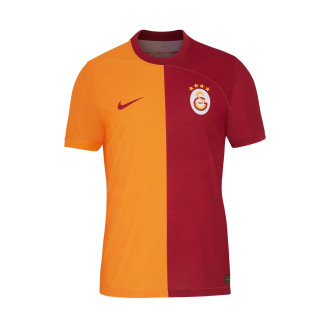 Galatasaray 2023/24 Stadium Home Men's Nike Dri-FIT Football Shorts. Nike BE