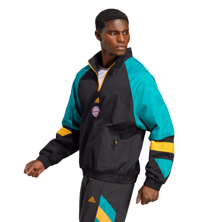 chaqueta-adidas-fc-bayern-de-munich-fanswear-2022-2023-black-eqt-green-3.jpg