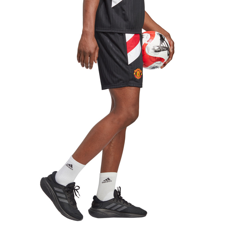 pantalon-corto-adidas-manchester-united-fc-fanswear-2022-2023-black-3.jpg