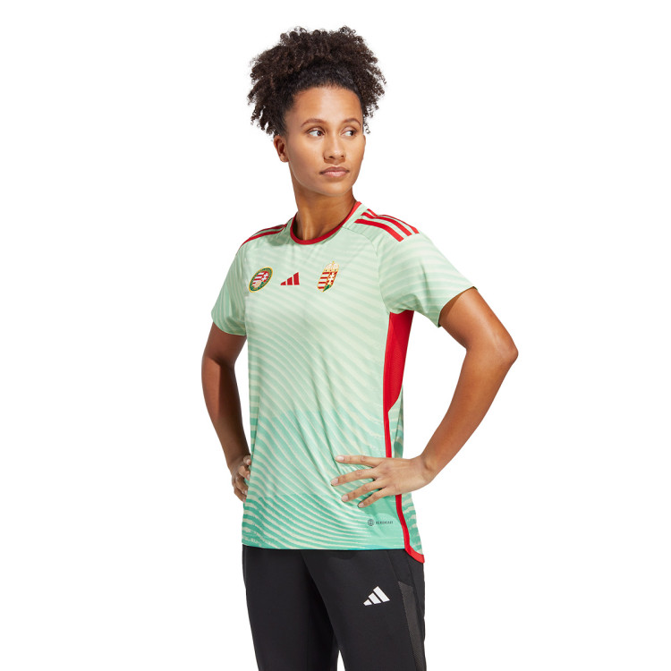 camiseta-adidas-hungria-segunda-equipacion-2022-2023-mujer-glow-green-colleg-red-2