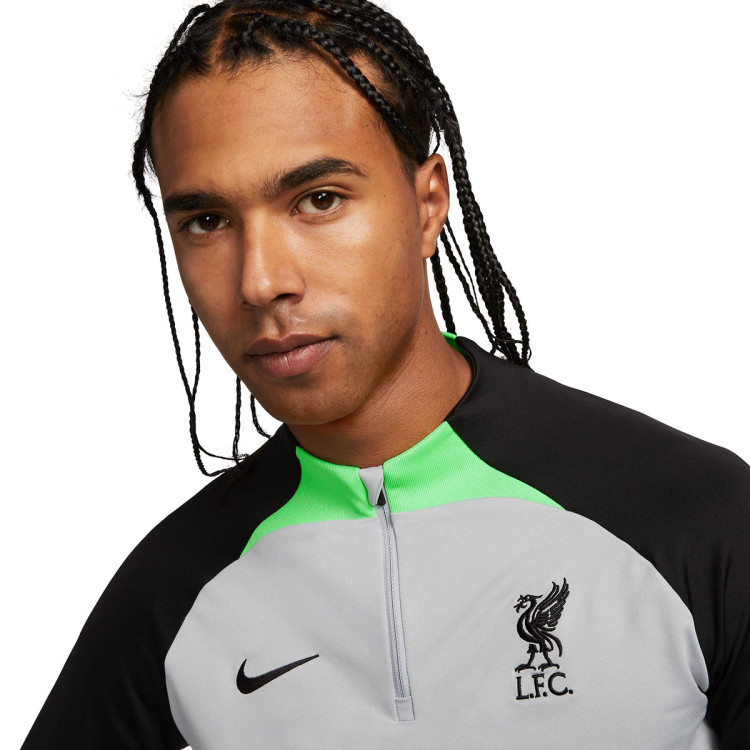sudadera-nike-liverpool-fc-training-2023-2024-wolf-grey-poison-green-black-2.jpg