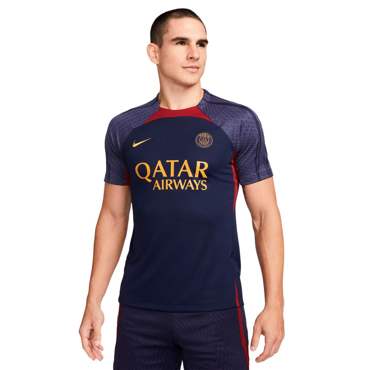 camiseta-nike-paris-saint-germain-training-2023-2024-blackened-blue-red-gold-0