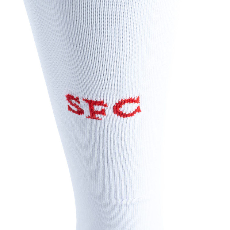 medias-castore-sevilla-fc-primera-equipacion-2023-2024-brilliant-white-true-red-2.jpg