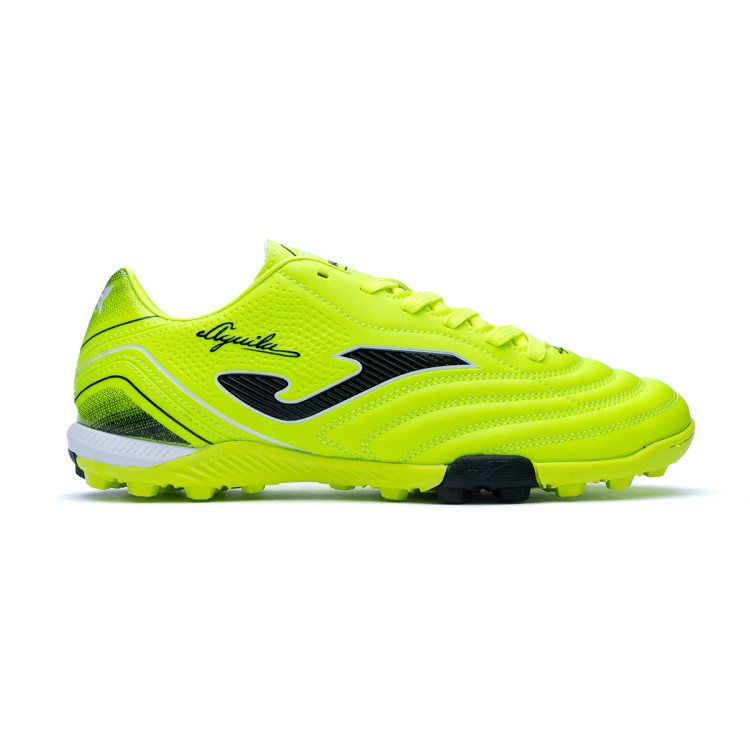 bota-joma-aguila-turf-negro-1.jpg