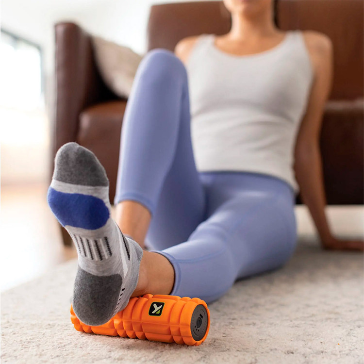 triggerpoint-foam-roller-vibrator-nano-vibe-orange-black-2