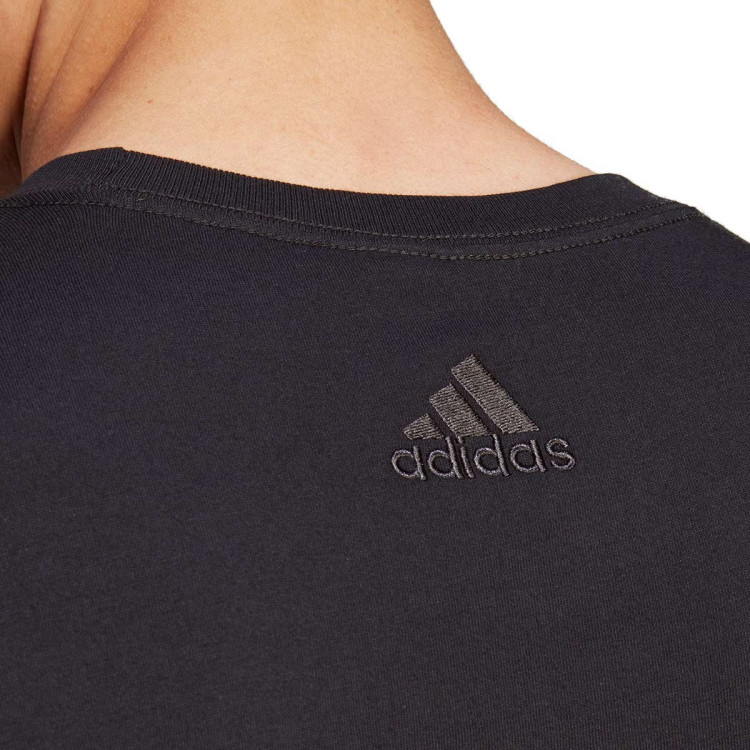 camiseta-adidas-essentials-linear-black-white-3.jpg