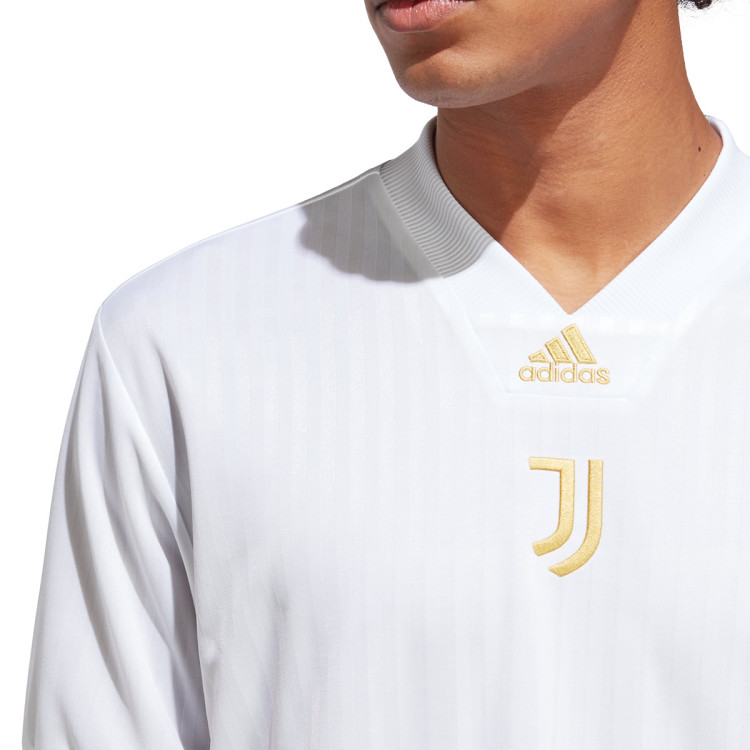 camiseta-adidas-juventus-icon-pack-202223-white-4.jpg