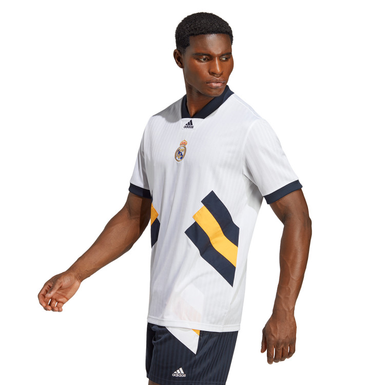 camiseta-adidas-real-madrid-lifestyle-icon-pack-2022-2023-white-2.jpg