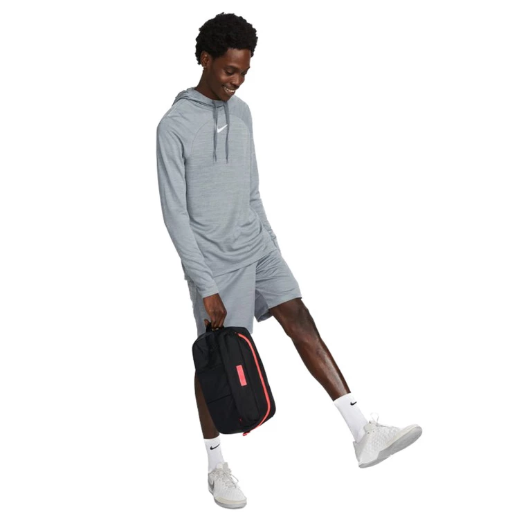 neceser-nike-academy-black-hot-punch-4