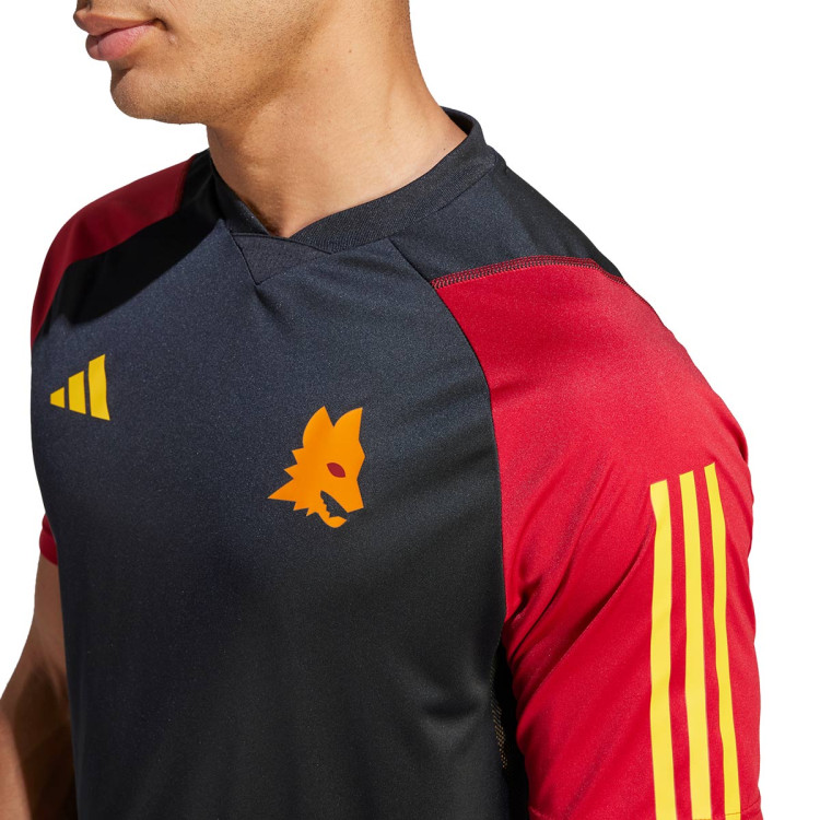 camiseta-adidas-as-roma-fanswear-2023-2024-black-victory-red-2.jpg