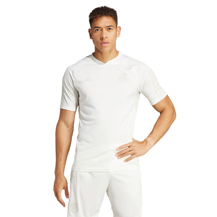 camiseta-adidas-fc-bayern-de-munich-training-2023-2024-off-white-2