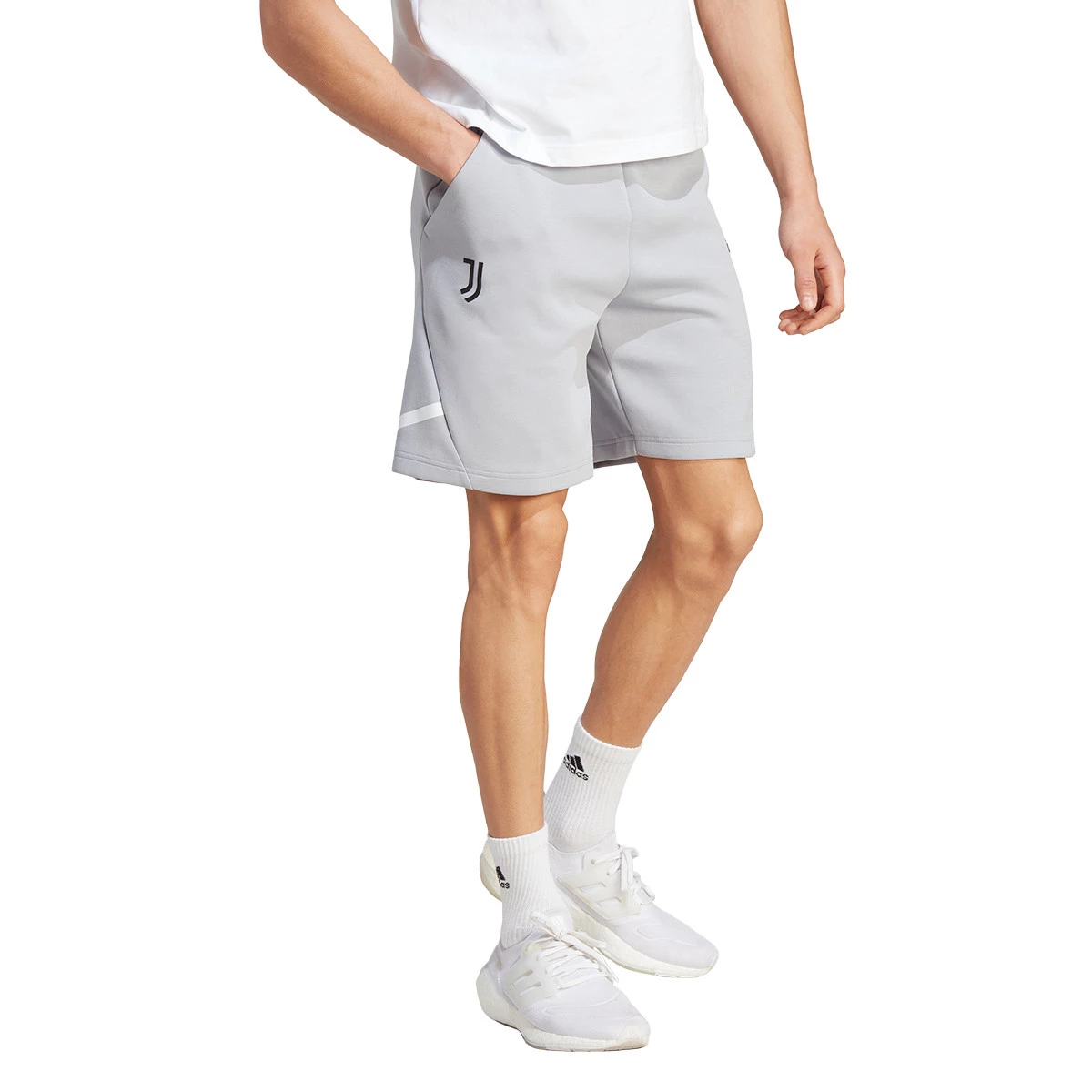 Shorts adidas Juventus FC Fanswear 2023 2024 Halo Silver Futbol Emotion