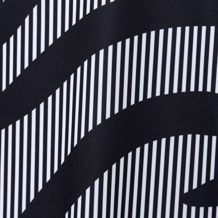 camiseta-adidas-juventus-pre-match-202324-blackwhite-4.jpg