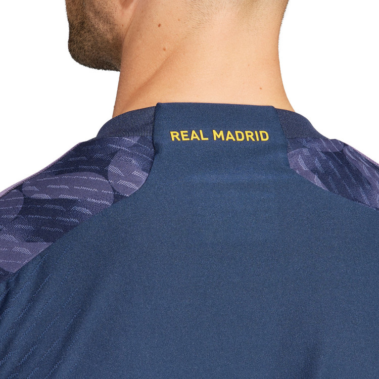 camiseta-adidas-real-madrid-segunda-equipacion-authentic-2023-2024-legend-ink-3